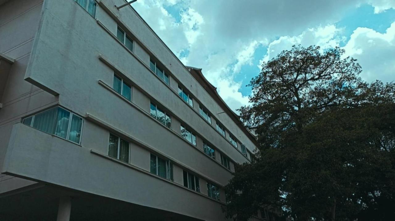 Palguni Residency Hotel Hassan Exterior photo