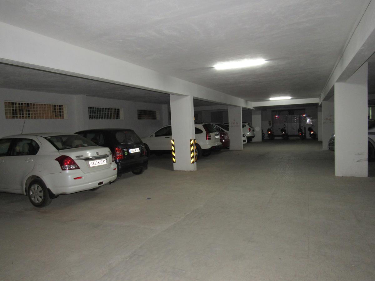 Palguni Residency Hotel Hassan Exterior photo